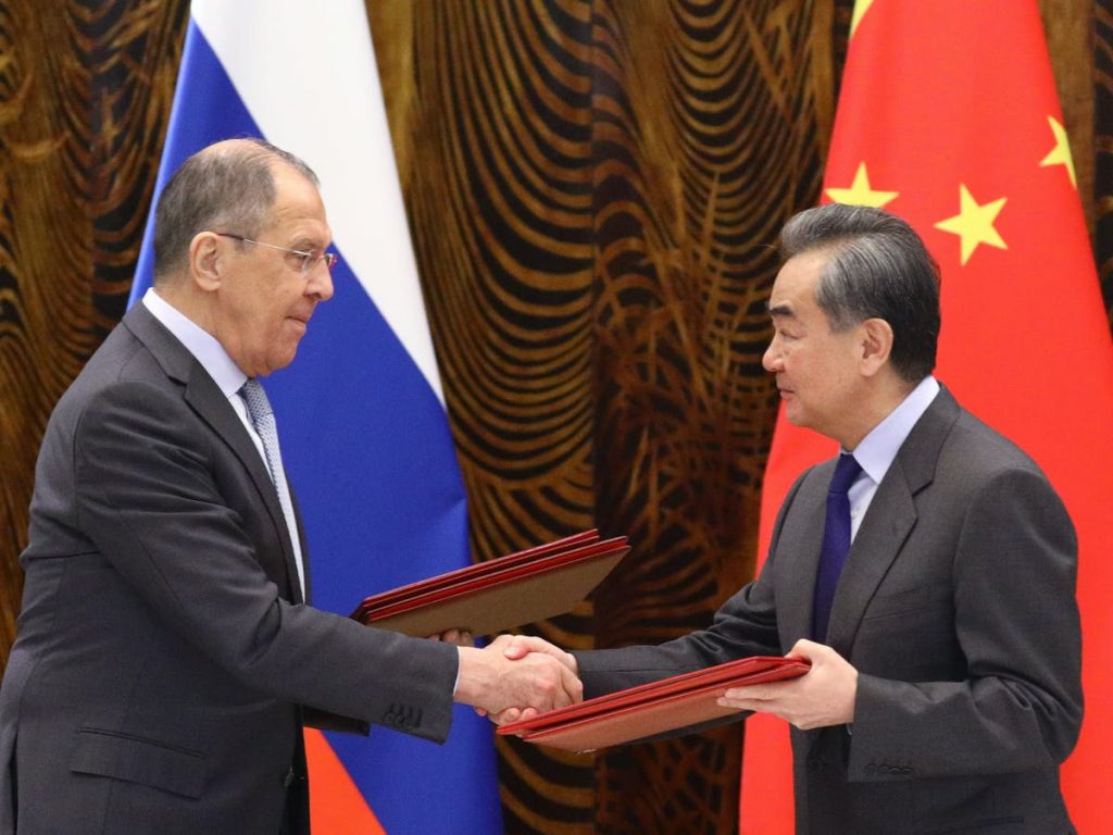 Rusia dan China Menghadirkan Front Persatuan di Barat